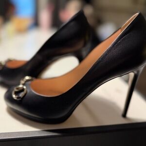 Gucci women’s black heels size 38